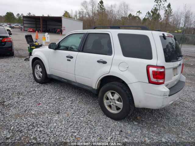 Photo 2 VIN: 1FMCU0D74CKC20528 - FORD ESCAPE 