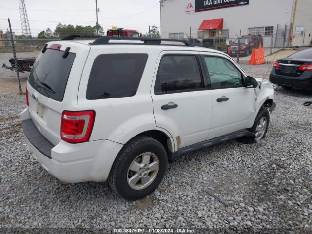 Photo 3 VIN: 1FMCU0D74CKC20528 - FORD ESCAPE 