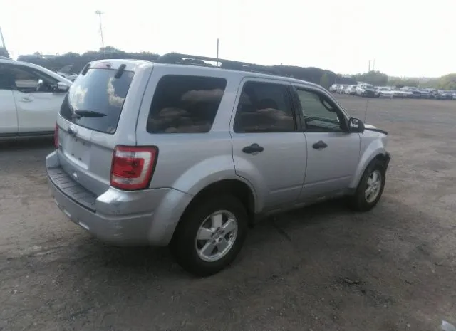 Photo 3 VIN: 1FMCU0D74CKC34543 - FORD ESCAPE 