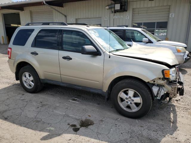 Photo 3 VIN: 1FMCU0D75AKA80423 - FORD ESCAPE XLT 