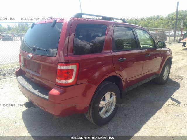 Photo 3 VIN: 1FMCU0D75AKB11704 - FORD ESCAPE 