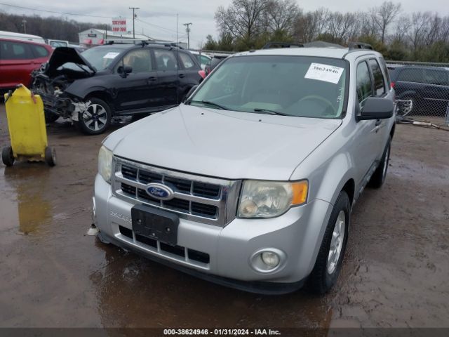 Photo 1 VIN: 1FMCU0D75AKB93398 - FORD ESCAPE 