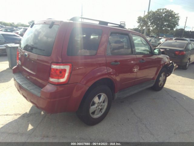 Photo 3 VIN: 1FMCU0D75AKC49940 - FORD ESCAPE 