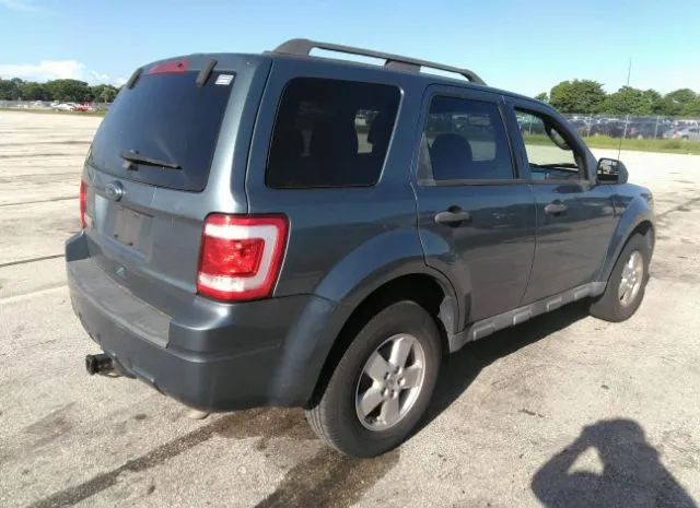 Photo 3 VIN: 1FMCU0D75AKD16794 - FORD ESCAPE 