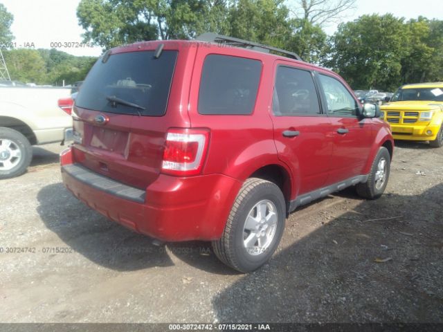 Photo 3 VIN: 1FMCU0D75BKA06002 - FORD ESCAPE 