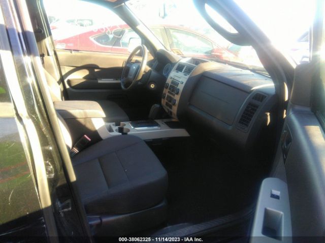 Photo 4 VIN: 1FMCU0D75BKA36116 - FORD ESCAPE 