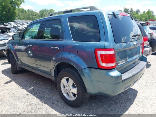 Photo 2 VIN: 1FMCU0D75BKC02392 - FORD ESCAPE 