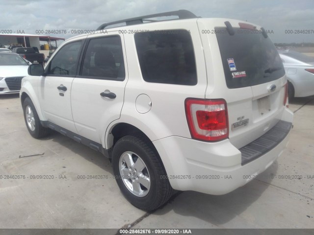 Photo 2 VIN: 1FMCU0D75CKA14294 - FORD ESCAPE 