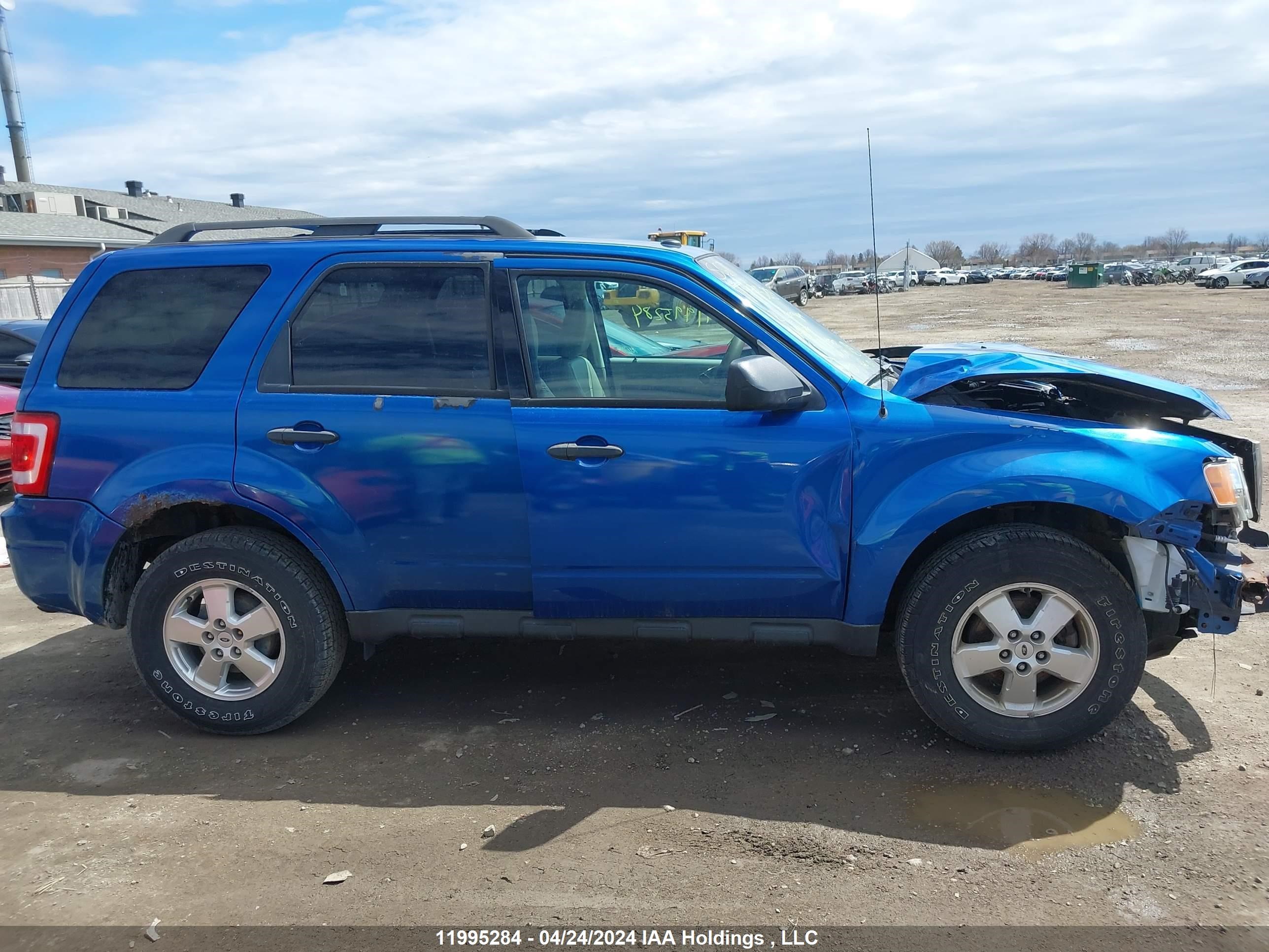 Photo 13 VIN: 1FMCU0D75CKA45450 - FORD ESCAPE 