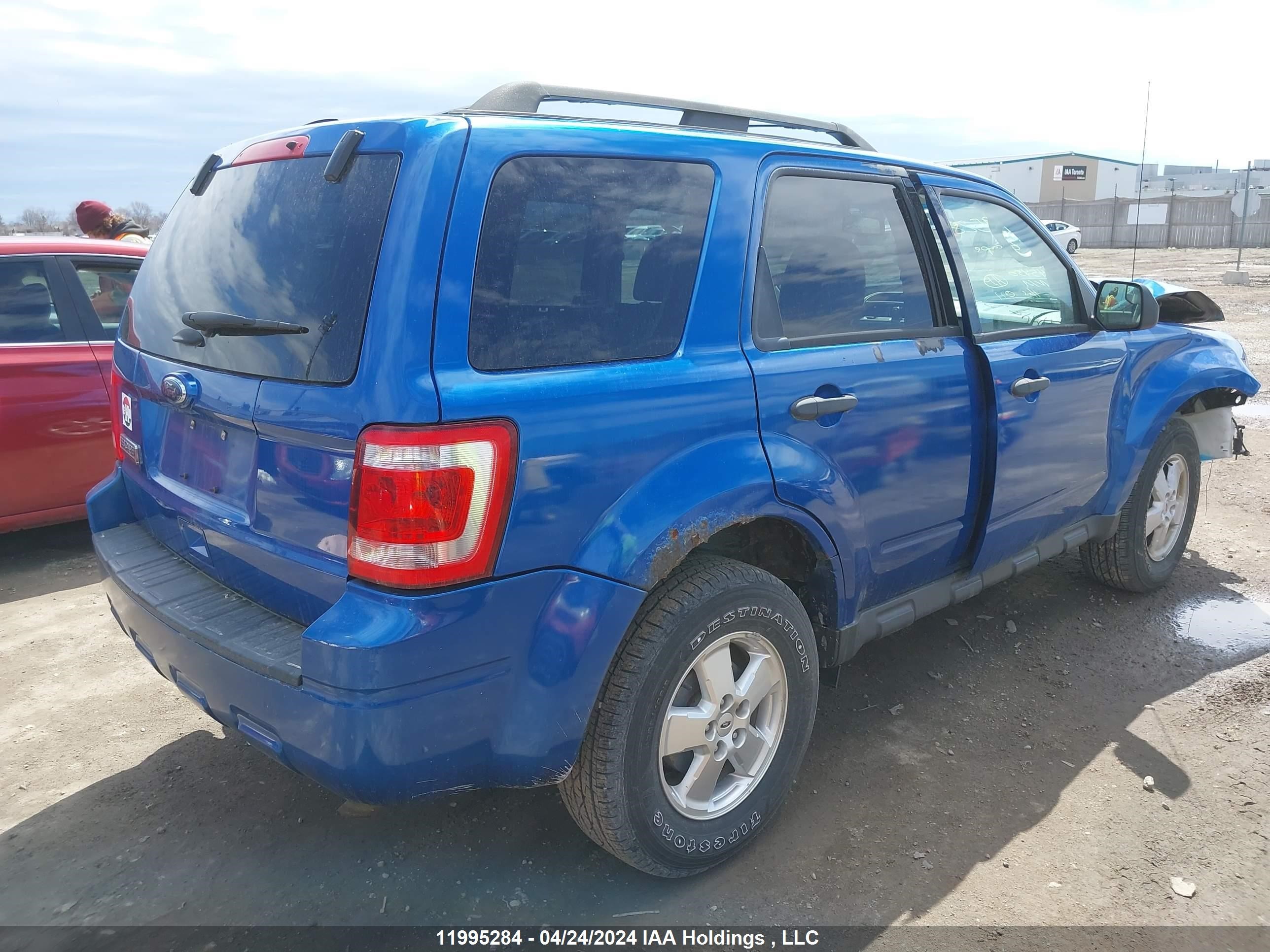 Photo 3 VIN: 1FMCU0D75CKA45450 - FORD ESCAPE 