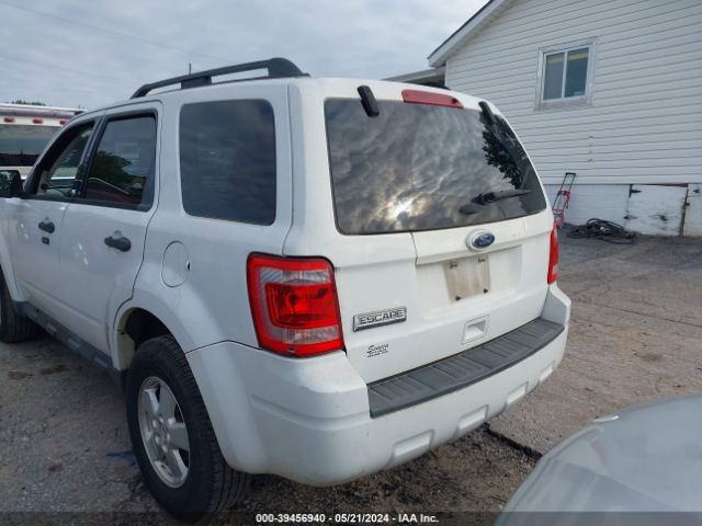 Photo 2 VIN: 1FMCU0D75CKB58430 - FORD ESCAPE 