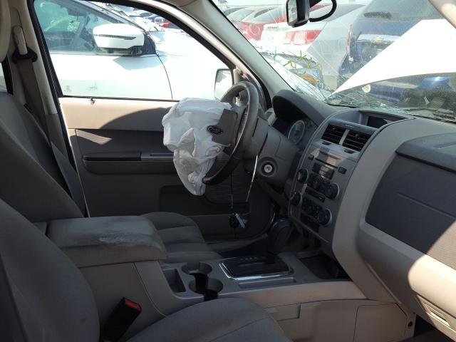 Photo 4 VIN: 1FMCU0D75CKB91069 - FORD ESCAPE XLT 