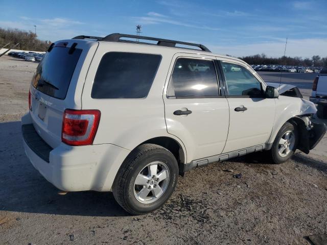 Photo 2 VIN: 1FMCU0D75CKC17833 - FORD ESCAPE 