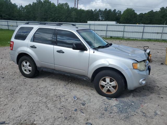 Photo 3 VIN: 1FMCU0D76AKA09957 - FORD ESCAPE 