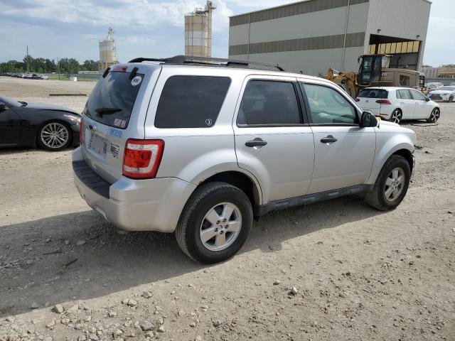 Photo 2 VIN: 1FMCU0D76AKA32882 - FORD ESCAPE 