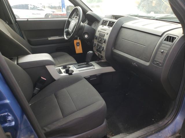 Photo 4 VIN: 1FMCU0D76AKB79185 - FORD ESCAPE XLT 