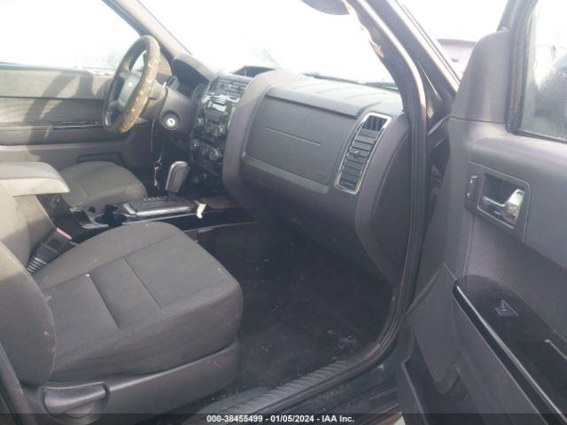 Photo 4 VIN: 1FMCU0D76AKD18733 - FORD ESCAPE 