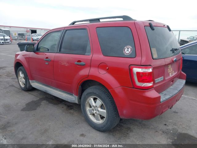 Photo 2 VIN: 1FMCU0D76BKA55483 - FORD ESCAPE 