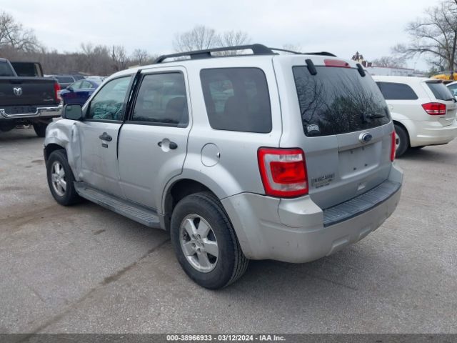 Photo 2 VIN: 1FMCU0D76BKA56763 - FORD ESCAPE 