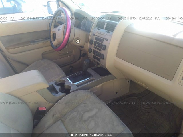 Photo 4 VIN: 1FMCU0D76BKA83459 - FORD ESCAPE 