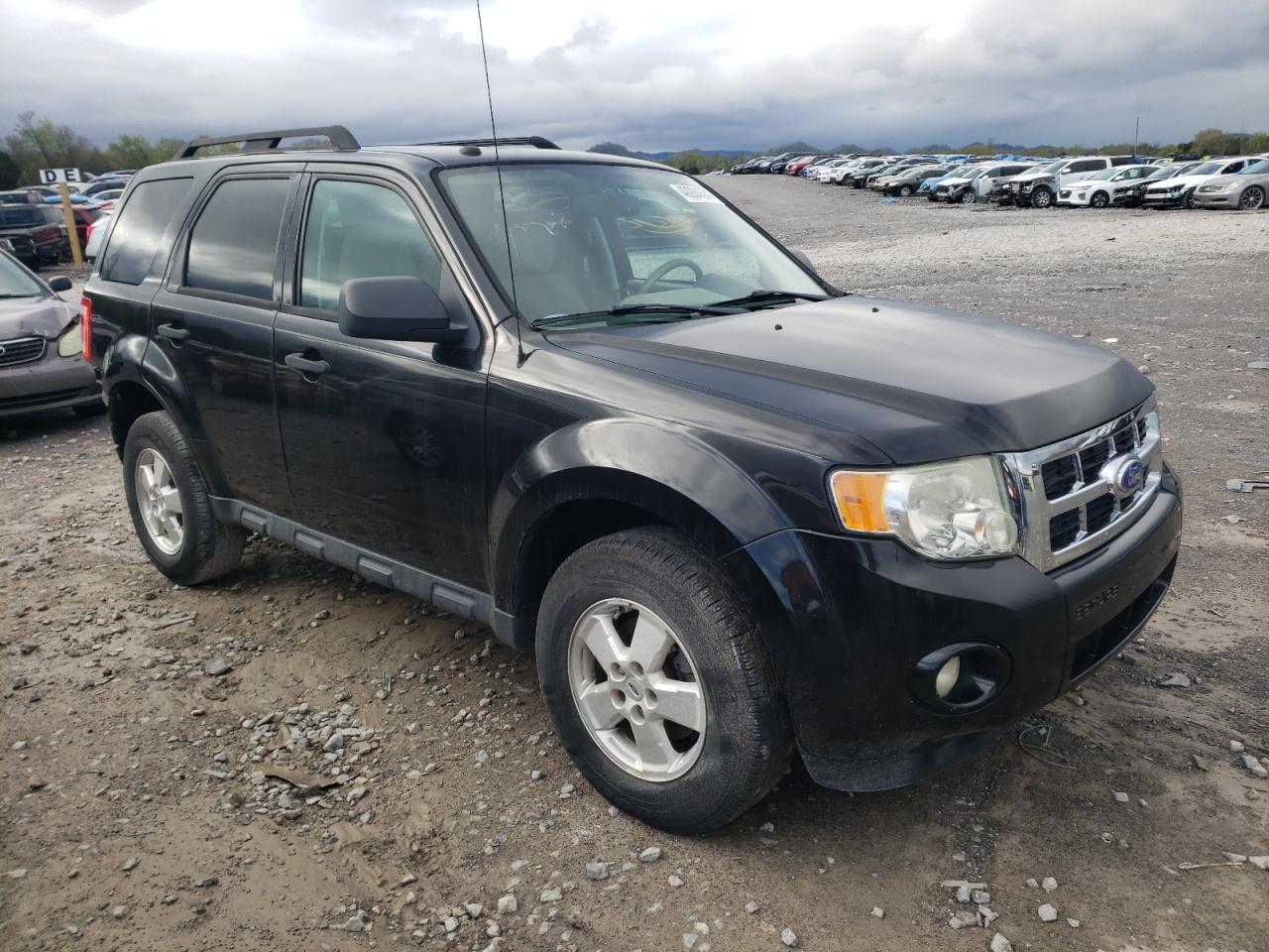 Photo 3 VIN: 1FMCU0D76BKC31223 - FORD ESCAPE 