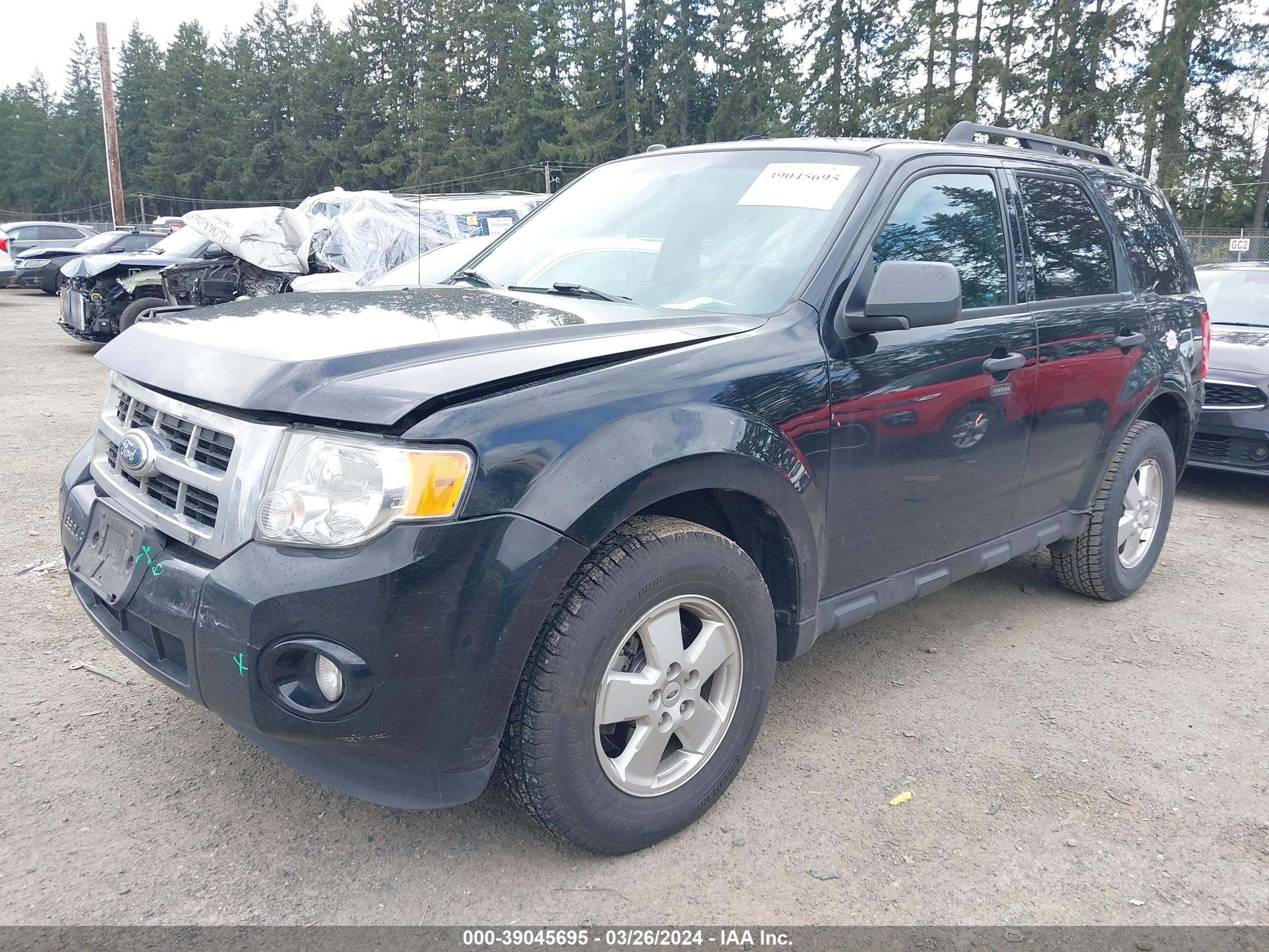 Photo 1 VIN: 1FMCU0D76CKA07905 - FORD ESCAPE 