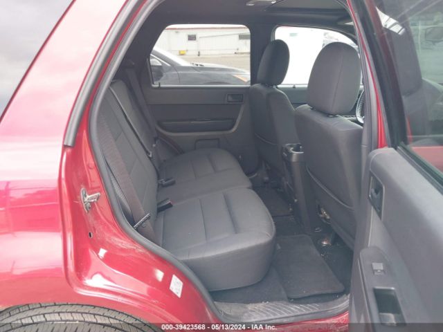 Photo 7 VIN: 1FMCU0D76CKA37728 - FORD ESCAPE 