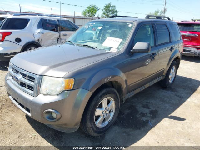 Photo 1 VIN: 1FMCU0D76CKC10647 - FORD ESCAPE 