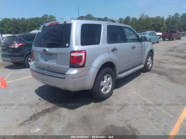 Photo 3 VIN: 1FMCU0D77AKA53465 - FORD ESCAPE 