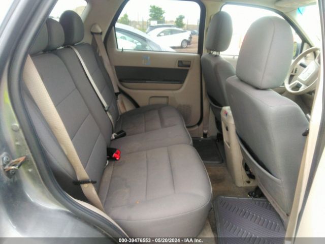 Photo 7 VIN: 1FMCU0D77AKB31677 - FORD ESCAPE 