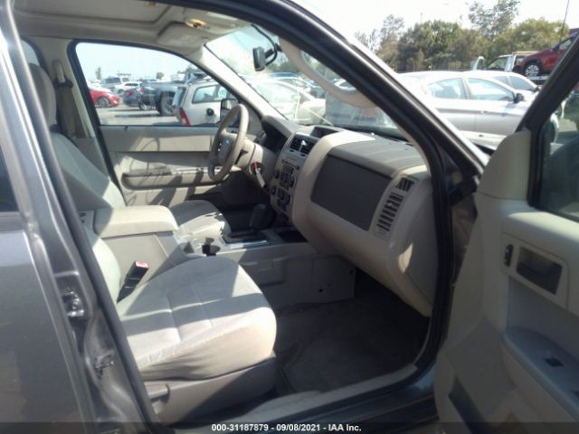 Photo 4 VIN: 1FMCU0D77BKB32331 - FORD ESCAPE 