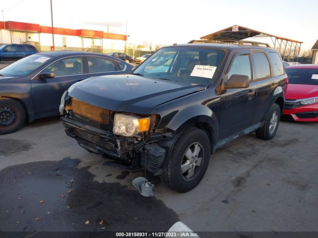 Photo 1 VIN: 1FMCU0D77BKB63174 - FORD ESCAPE 