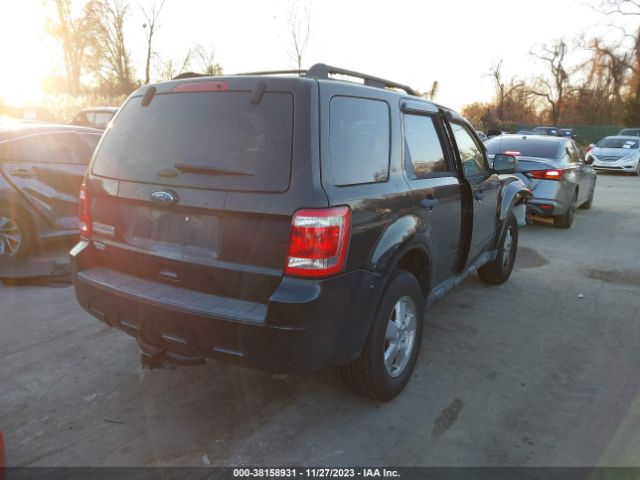 Photo 3 VIN: 1FMCU0D77BKB63174 - FORD ESCAPE 