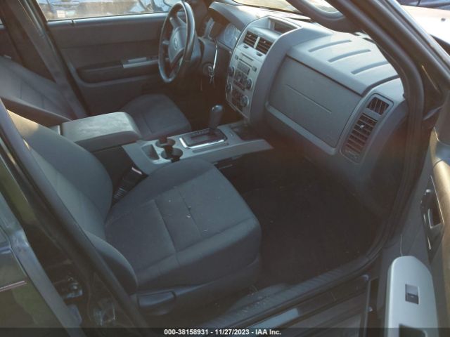 Photo 4 VIN: 1FMCU0D77BKB63174 - FORD ESCAPE 