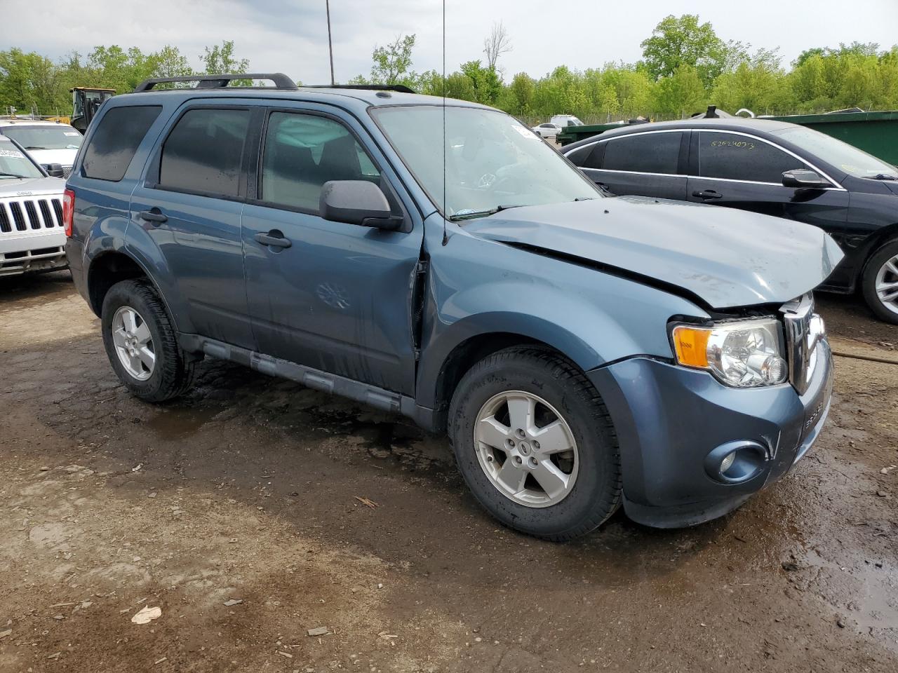 Photo 3 VIN: 1FMCU0D77BKB64678 - FORD ESCAPE 