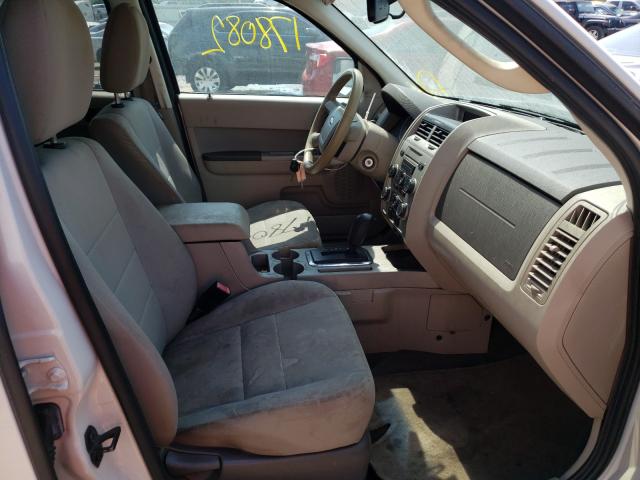 Photo 4 VIN: 1FMCU0D77BKB85675 - FORD ESCAPE XLT 