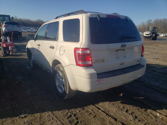 Photo 2 VIN: 1FMCU0D77BKB94571 - FORD ESCAPE 