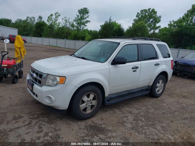 Photo 1 VIN: 1FMCU0D77BKC32090 - FORD ESCAPE 