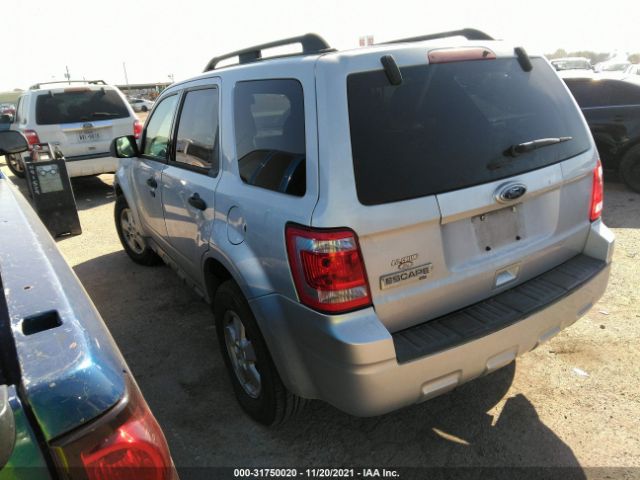 Photo 2 VIN: 1FMCU0D77CKB32377 - FORD ESCAPE 