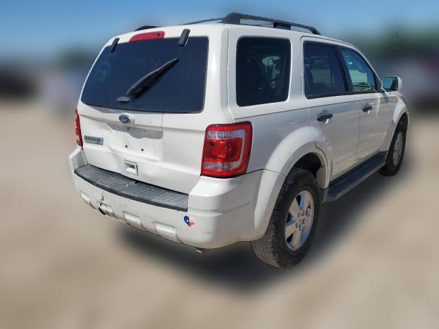 Photo 2 VIN: 1FMCU0D77CKC59145 - FORD ESCAPE 