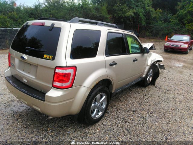 Photo 3 VIN: 1FMCU0D78AKA13363 - FORD ESCAPE 