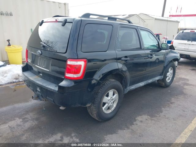 Photo 3 VIN: 1FMCU0D78AKA41664 - FORD ESCAPE 