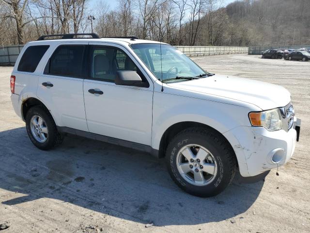 Photo 3 VIN: 1FMCU0D78AKA93425 - FORD ESCAPE XLT 