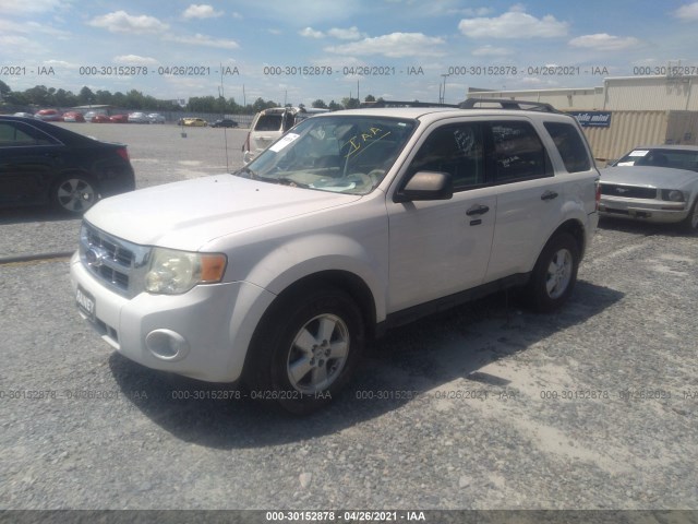 Photo 1 VIN: 1FMCU0D78AKB11857 - FORD ESCAPE 