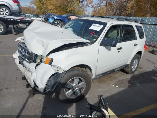 Photo 1 VIN: 1FMCU0D78AKC21713 - FORD ESCAPE 