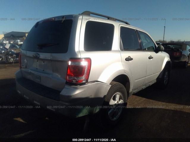 Photo 3 VIN: 1FMCU0D78AKC49866 - FORD ESCAPE 