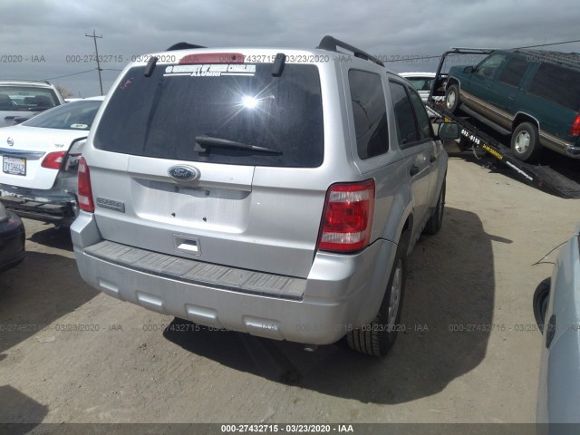 Photo 3 VIN: 1FMCU0D78AKC62956 - FORD ESCAPE 