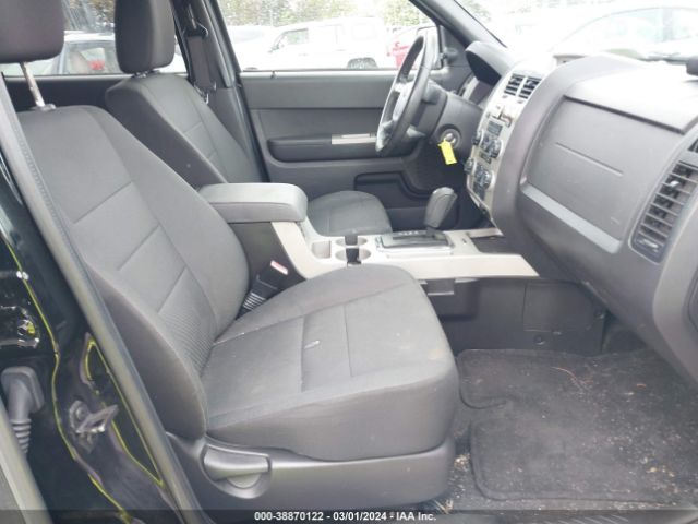 Photo 4 VIN: 1FMCU0D78AKD00928 - FORD ESCAPE 