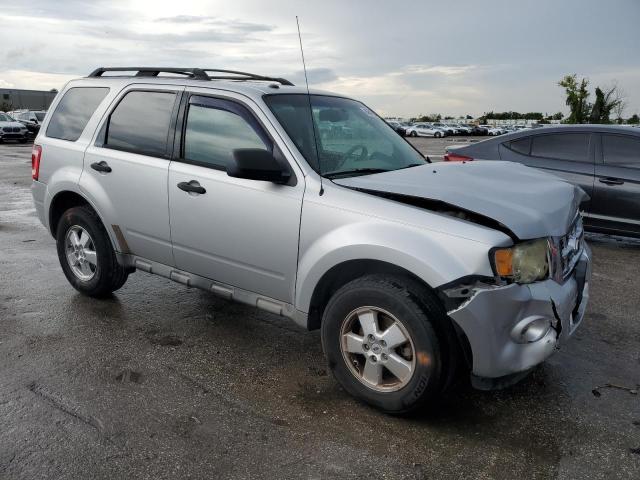 Photo 3 VIN: 1FMCU0D78BKA36790 - FORD ESCAPE XLT 