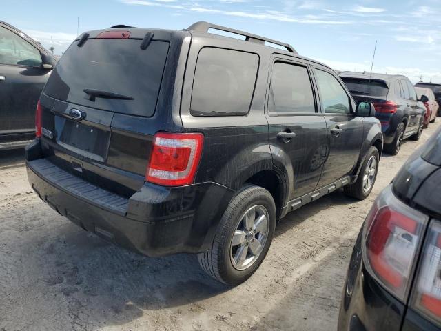 Photo 2 VIN: 1FMCU0D78BKA68171 - FORD ESCAPE XLT 